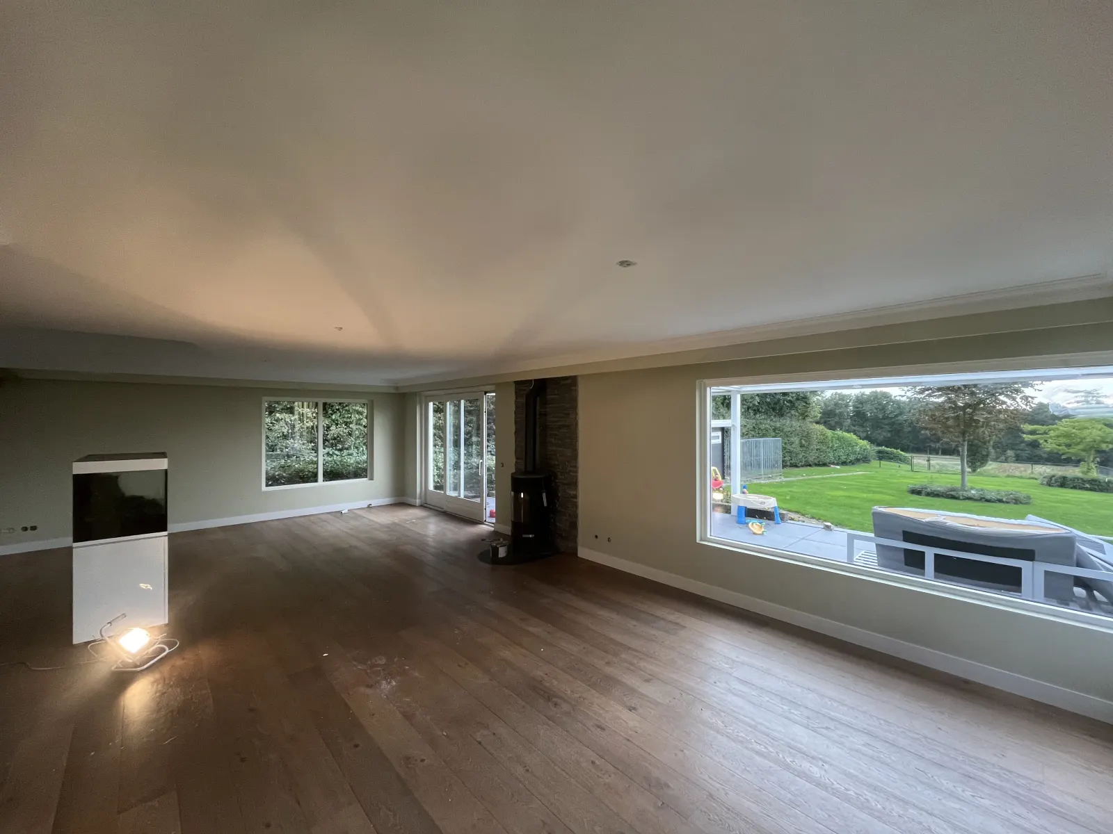 Woning > woonkamer, hal, garderobe, keuken en bijkeuken | Hoogerheide