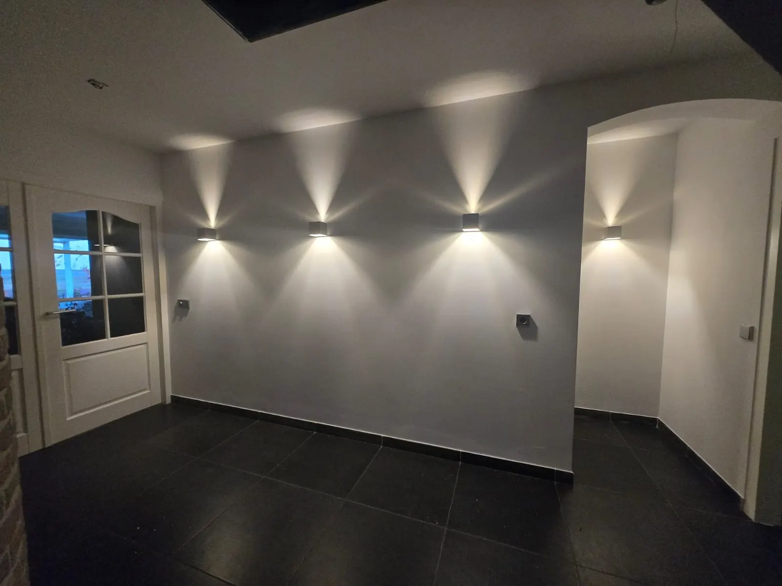 Woning > woonkamer, hal, garderobe, keuken en bijkeuken | Hoogerheide