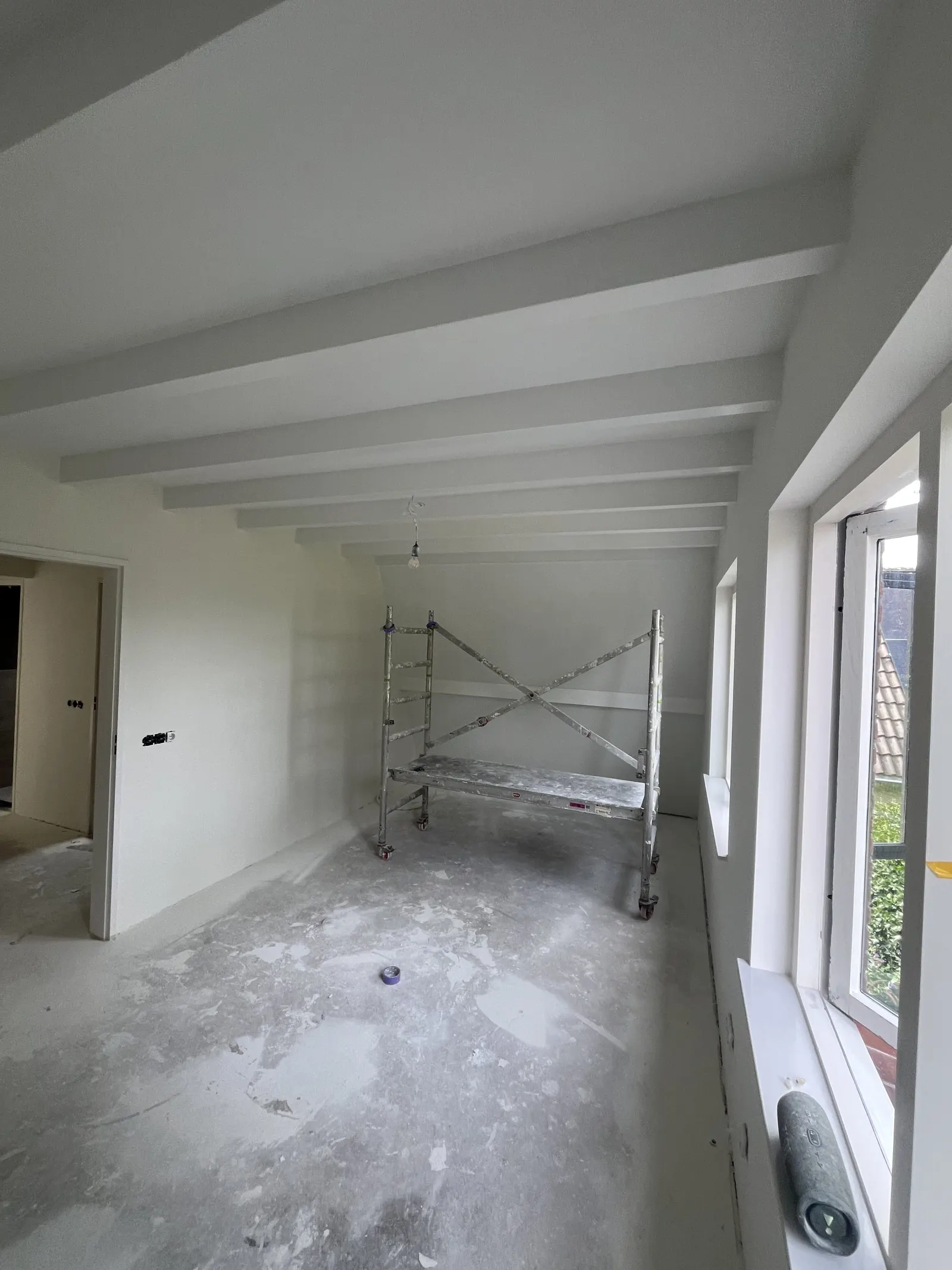 Complete Woning > woonkamer, hal, wc, trapgat, overloop, slaapkamers en zolder | Epe