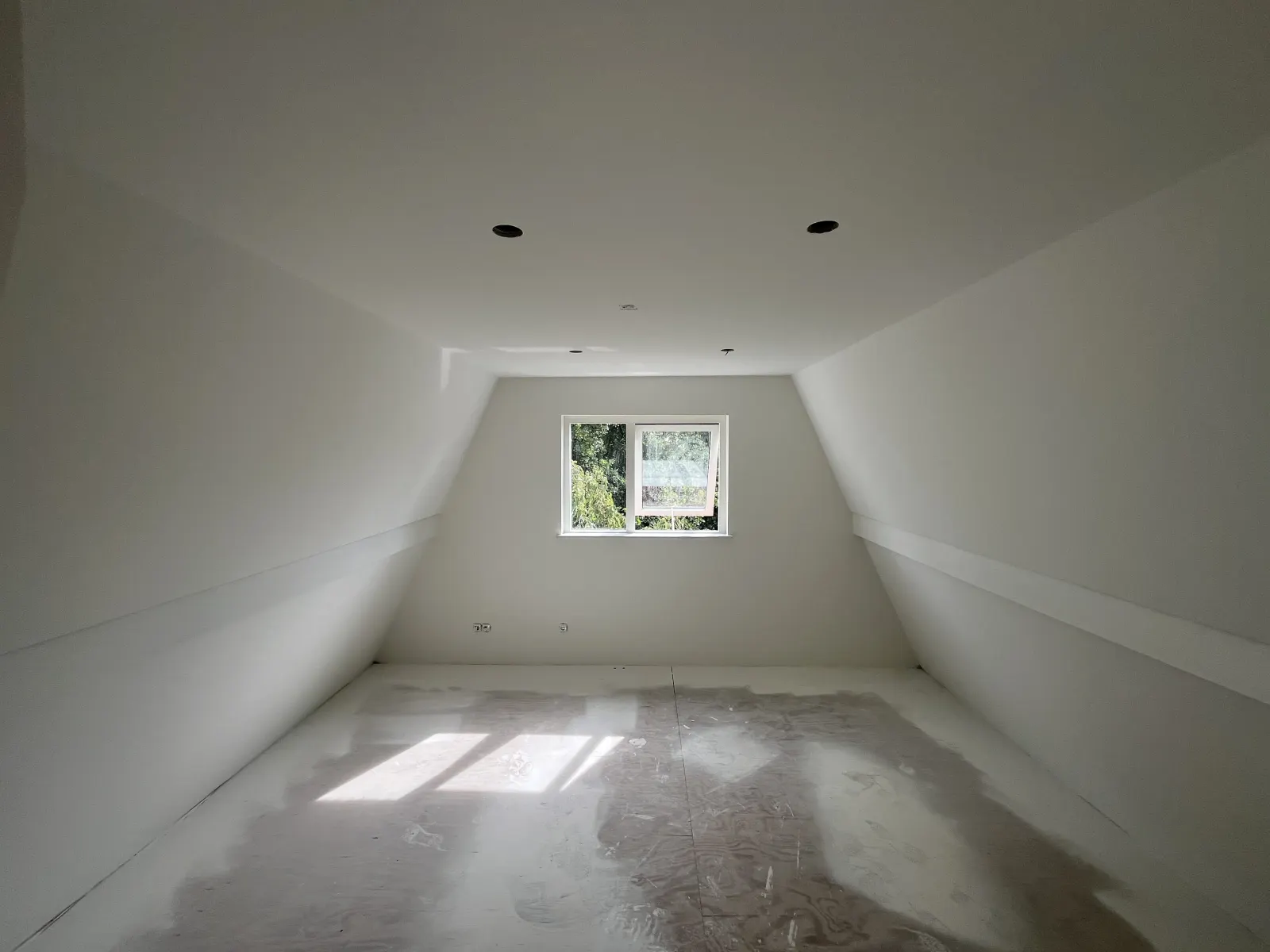 Complete Woning > woonkamer, hal, wc, trapgat, overloop, slaapkamers en zolder | Epe