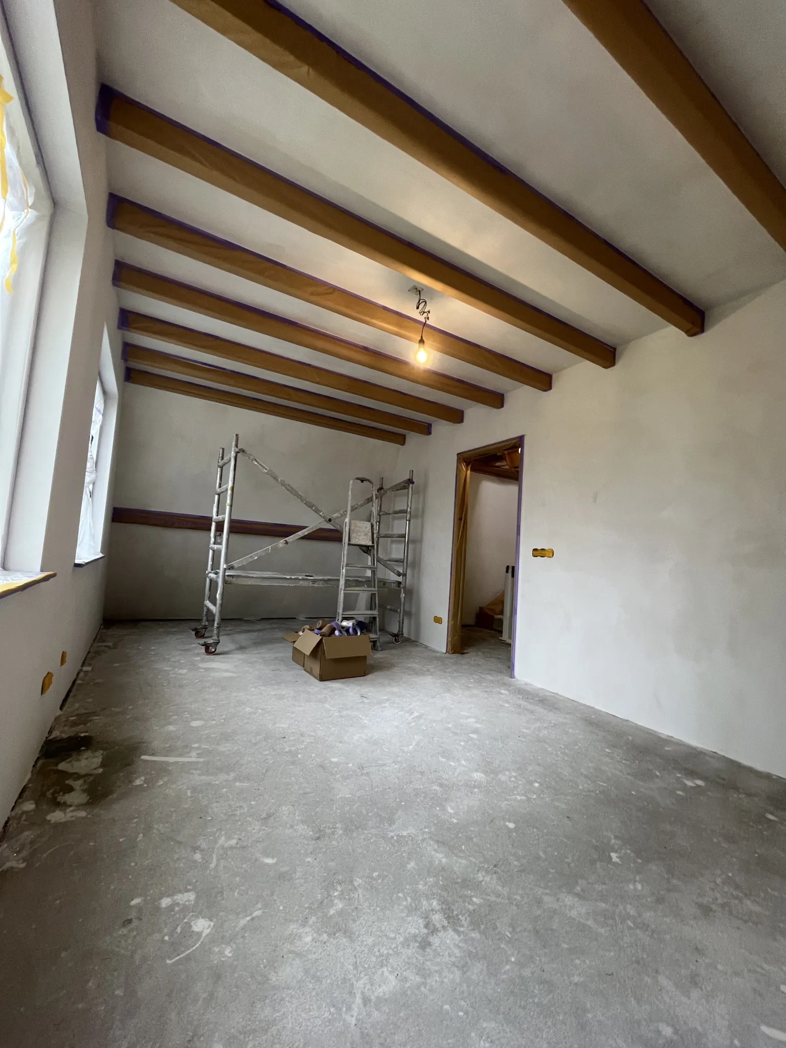 Complete Woning > woonkamer, hal, wc, trapgat, overloop, slaapkamers en zolder | Epe