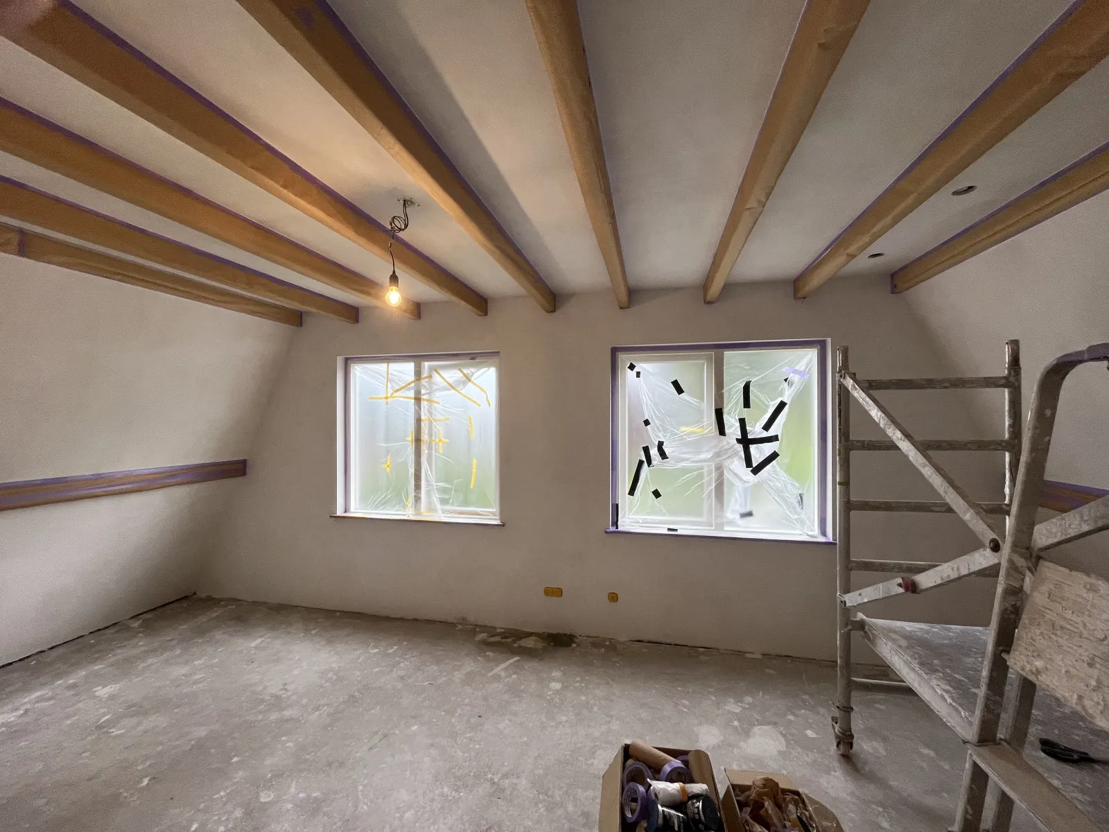 Complete Woning > woonkamer, hal, wc, trapgat, overloop, slaapkamers en zolder | Epe