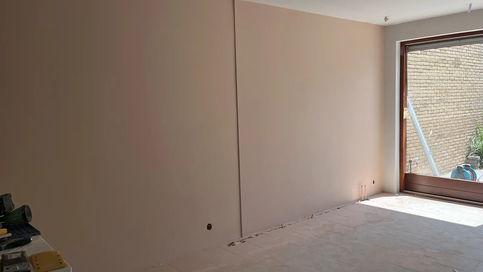 Complete Woning > woonkamer, hal, slaapkamers, trapgat, overloop en zolder | Maassluis