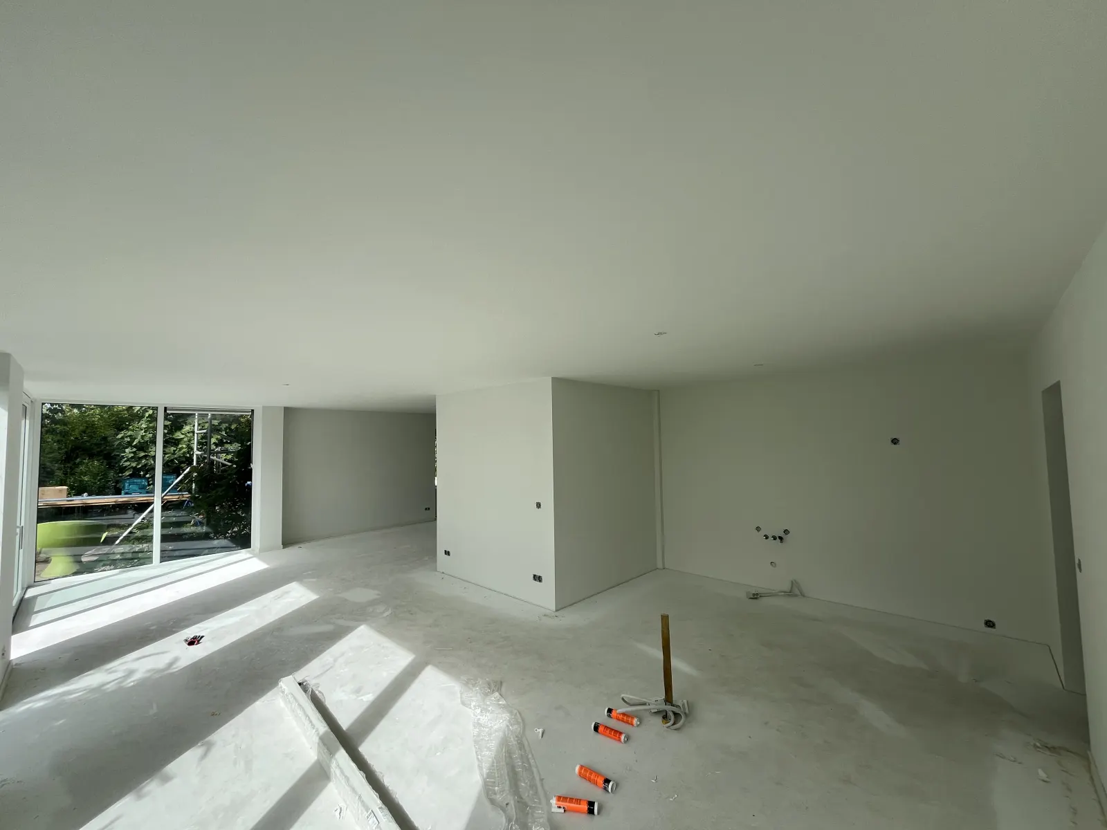 Woning > woonkamer, keuken, hal, overloop en trapgat | Wemeldinge