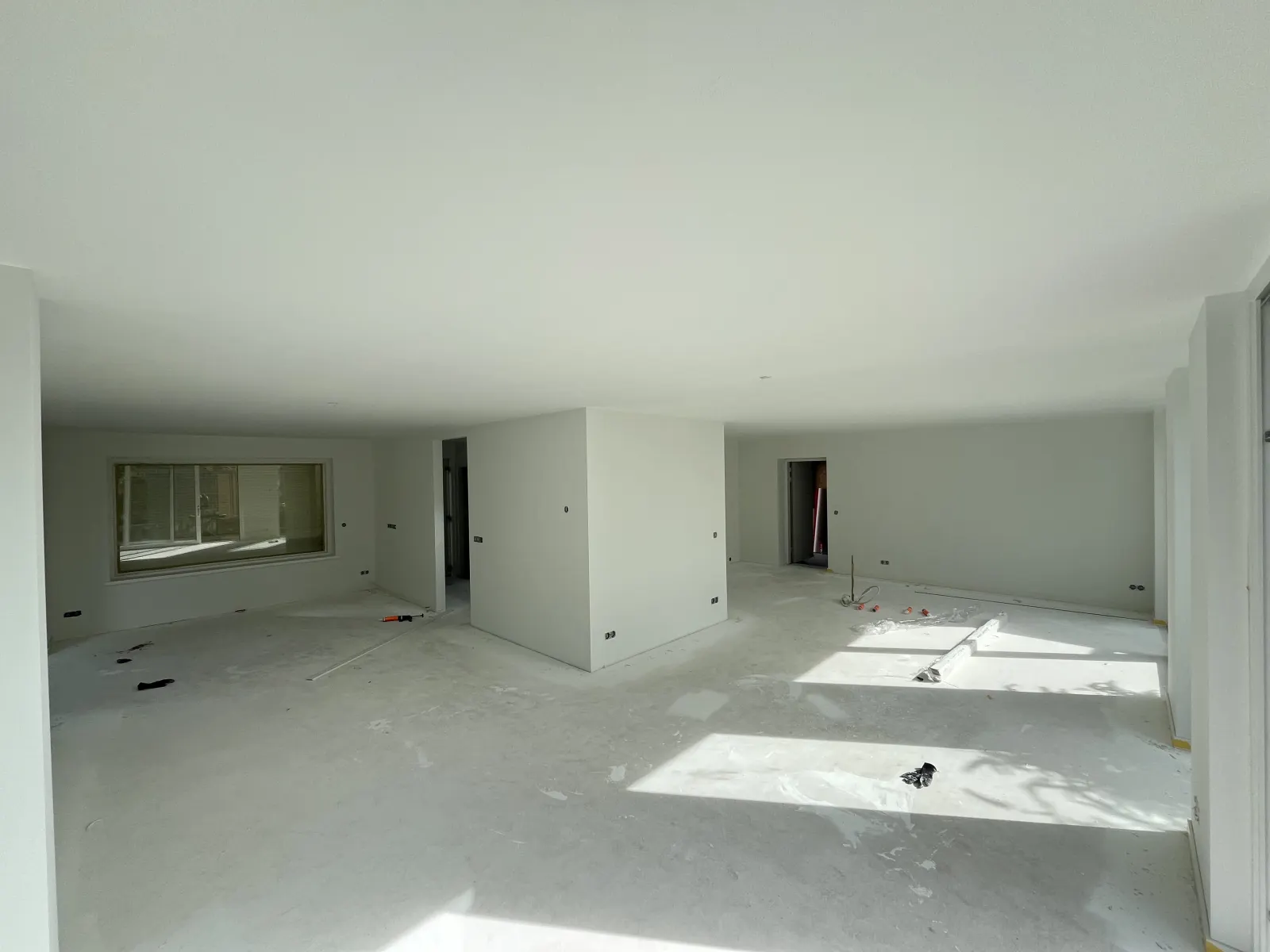Woning > woonkamer, keuken, hal, overloop en trapgat | Wemeldinge