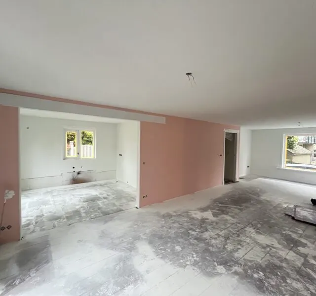 Woonkamer en Keuken | Nieuwe-Tonge in Nieuwe-Tonge (Latex verfspuiten)